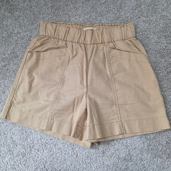 Women's Signature by Levi Strauss Shorts Size M Tan - Picture 1 of 6